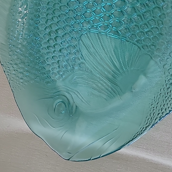 Dining Vintage Large French Arcoroc Blue Glass Fish Serving Plate